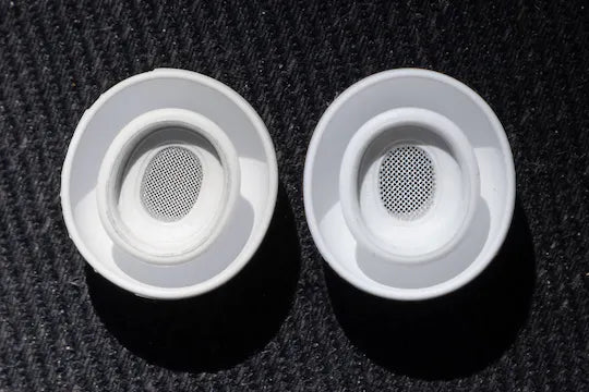 Because of the Mesh Density, Apple claims that the Old and New AirPods Pro Ear Tips are Incompatible - Maxandfix