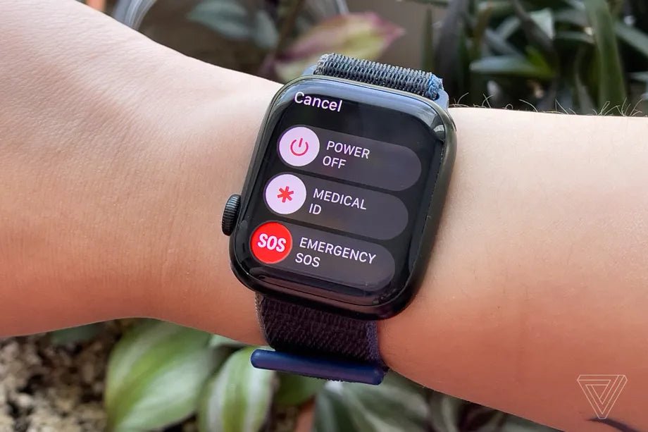 A Game-Changer for the Apple Watch Pro might be Satellite Connectivity - Maxandfix